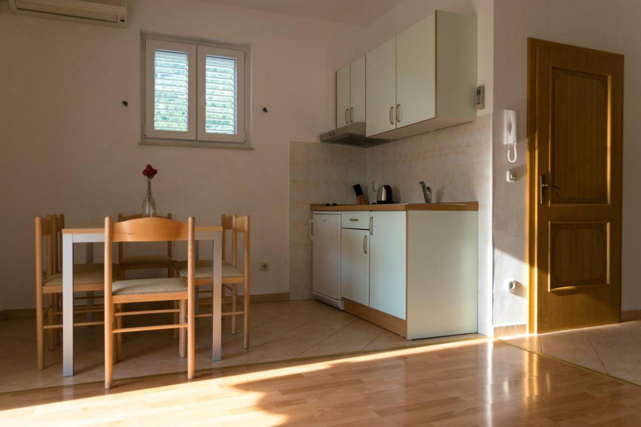 House Vera Baška Voda Exterior foto